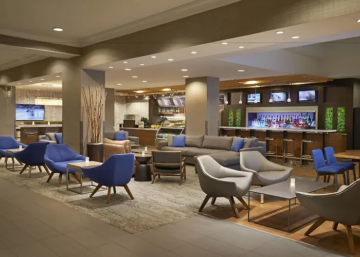 Courtyard By Marriott Toronto Downtown