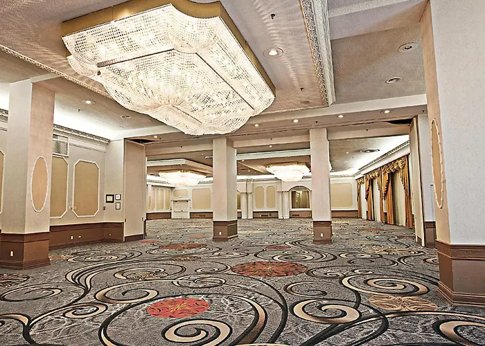 The Brock Niagara Falls Fallsview, Tapestry By Hilton